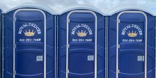 Best Portable Toilets for Disaster Relief Sites  in Roosevelt Gardens, FL